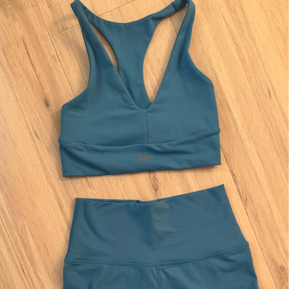 Set Active Set - Picture 2 of 3